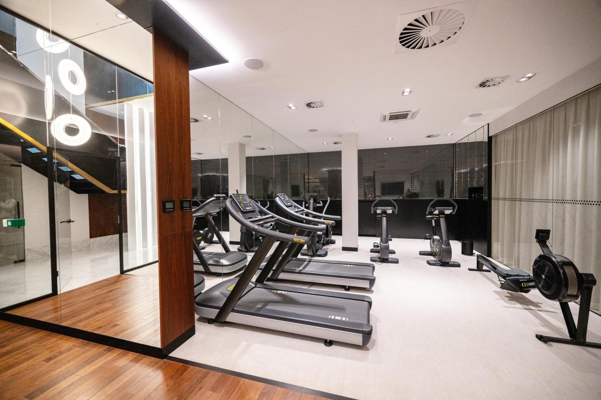 Apartment Brabank Riverside Stara Stocznia Premium Sauna & Gym غدانسك المظهر الخارجي الصورة